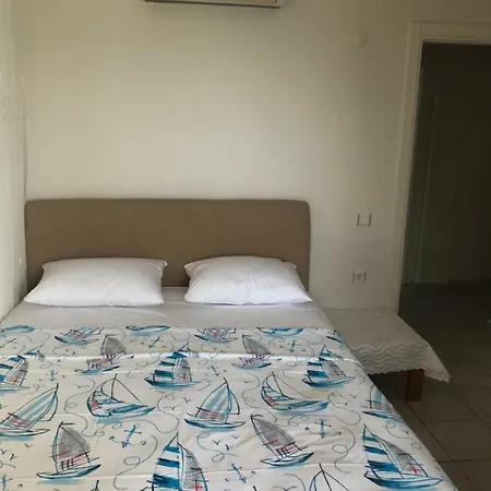 Holiday With A Communal Pool 公寓 费特希耶